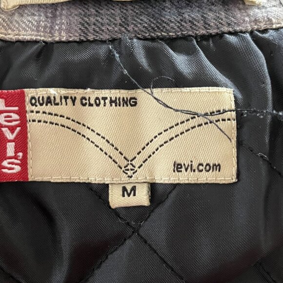 Levis Flannel Jacket Men's M Gray Plaid Quilted  Lined Chore Shirt  Shacket  Y2K - Picture 6 of 11